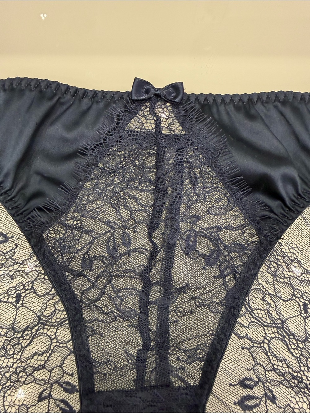 Maison-close Lace-Trim Navy Bikini Panty, size L - Picture 2 of 6